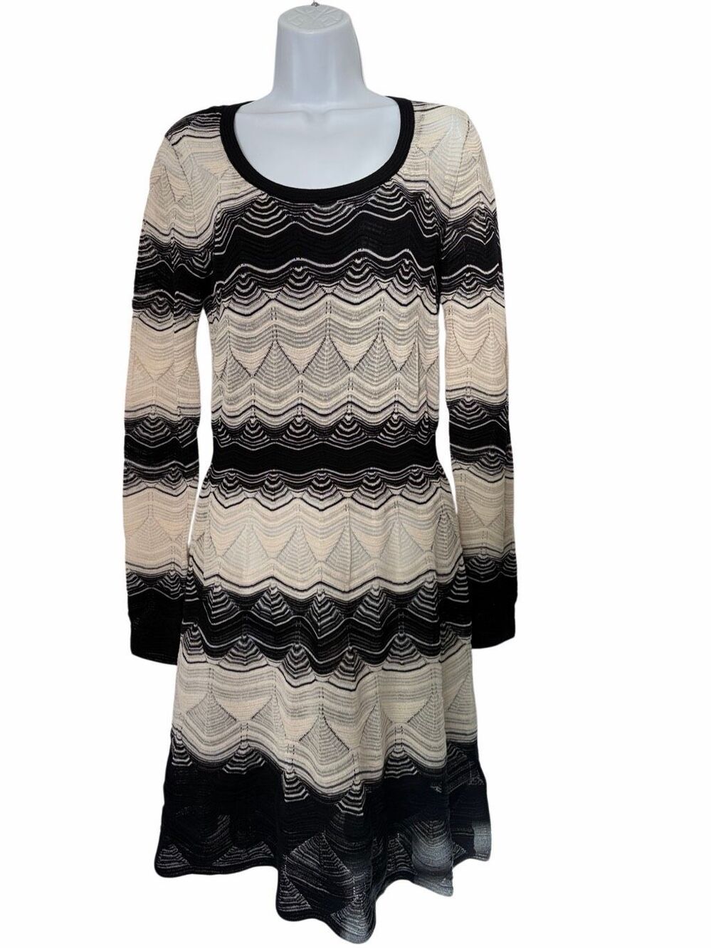 M Missoni Black Cream Signature Wave Knit Long Sleeve Sweater Dress IT 44 - Picture 4 of 12